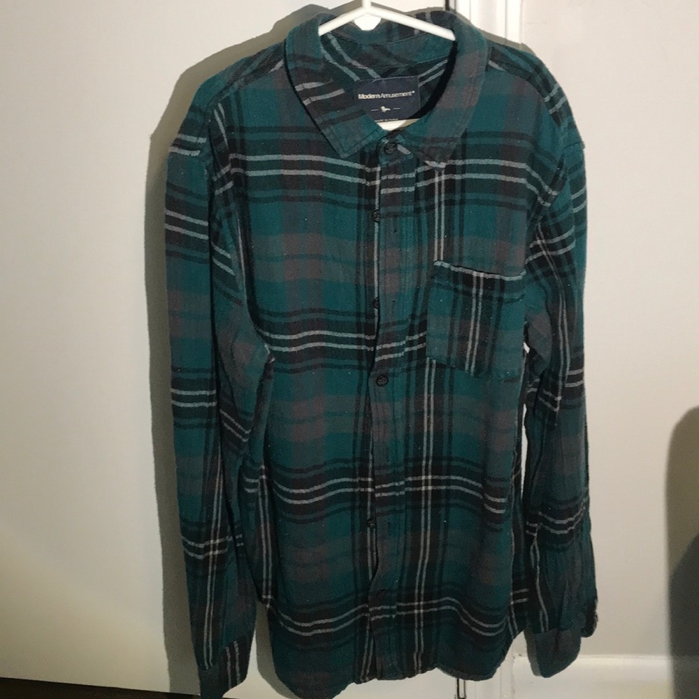 Flannel - Picture 3 of 4